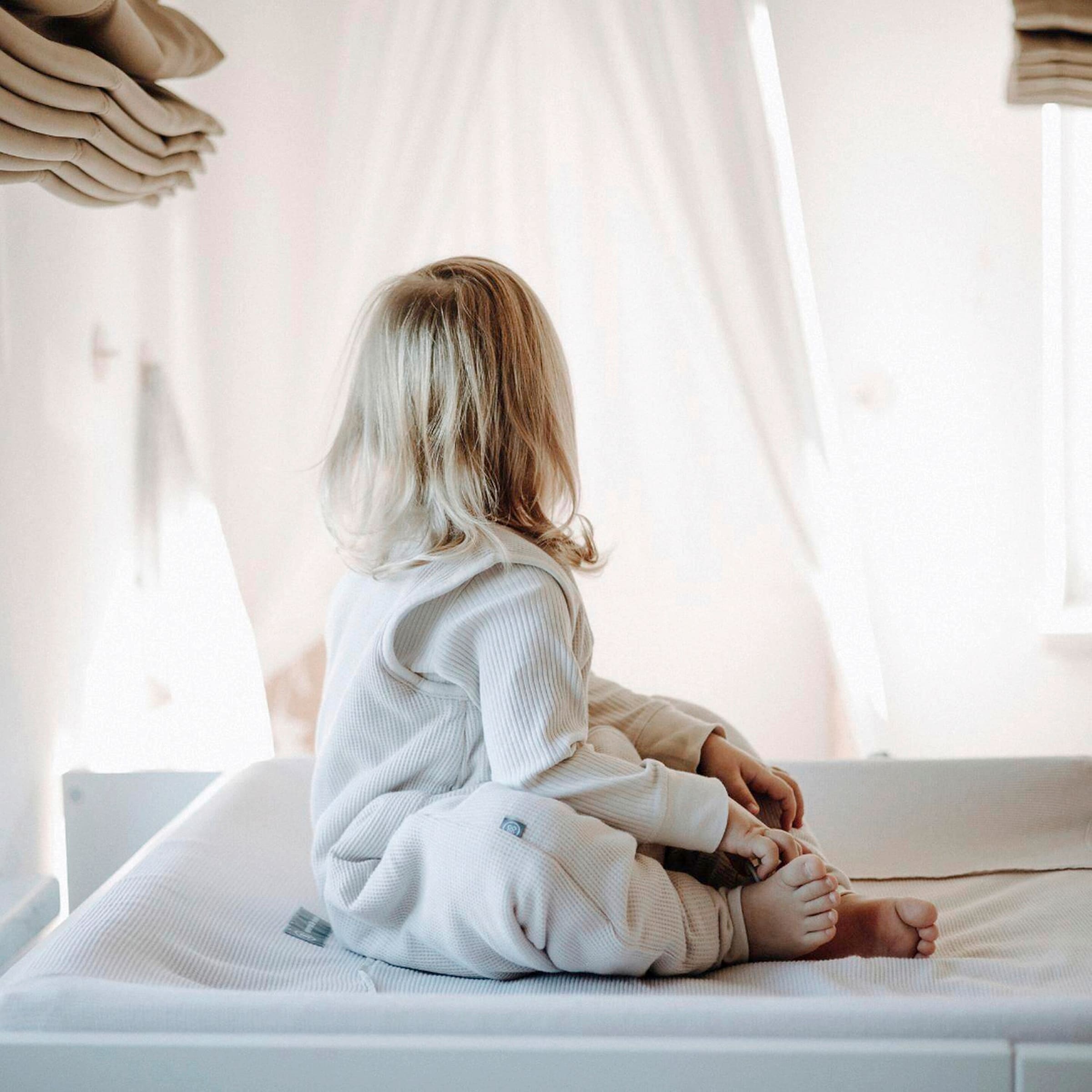 Emma & Noah Ganzjahres-Sleepoverall mit Umschlag-Füßchen 2.5 TOG